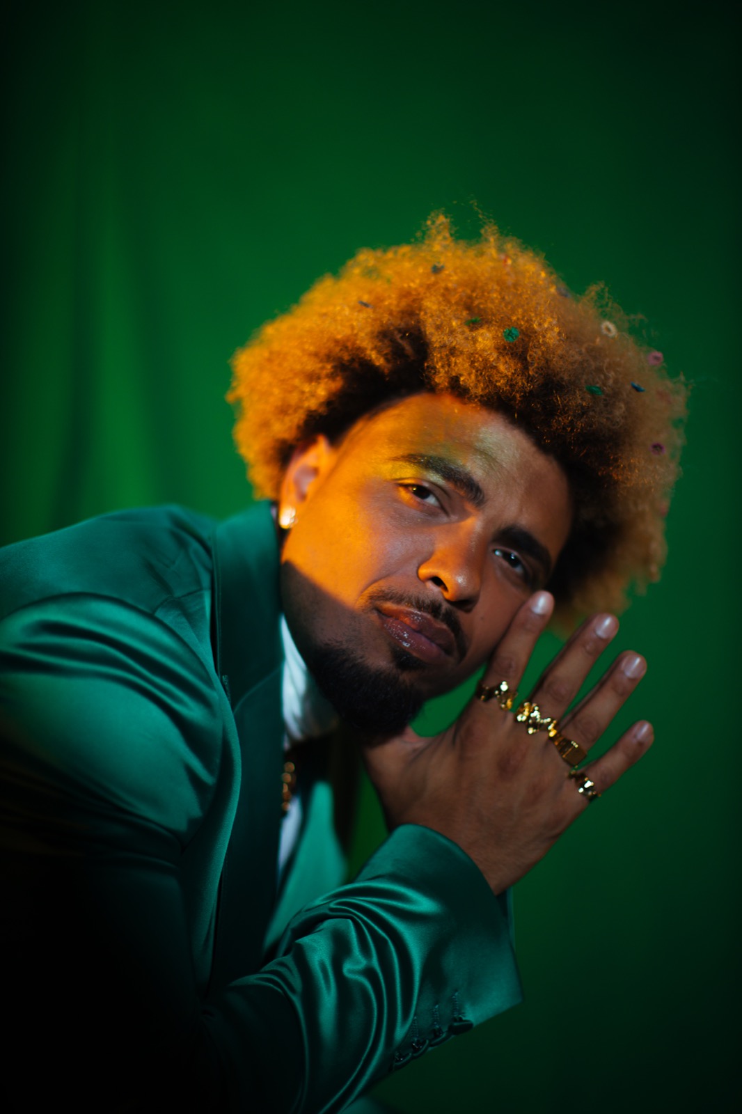 Devon Gilfillian promotional portrait by Emmanuel Afolabi.